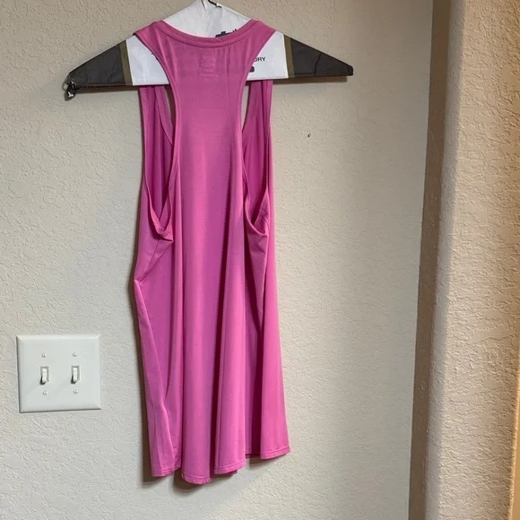 Pink Razorback Women's Tank Size M - Picture 2 of 4